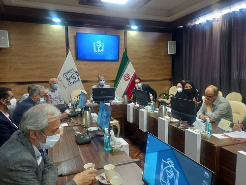 00104.jpg - 81.47 kB